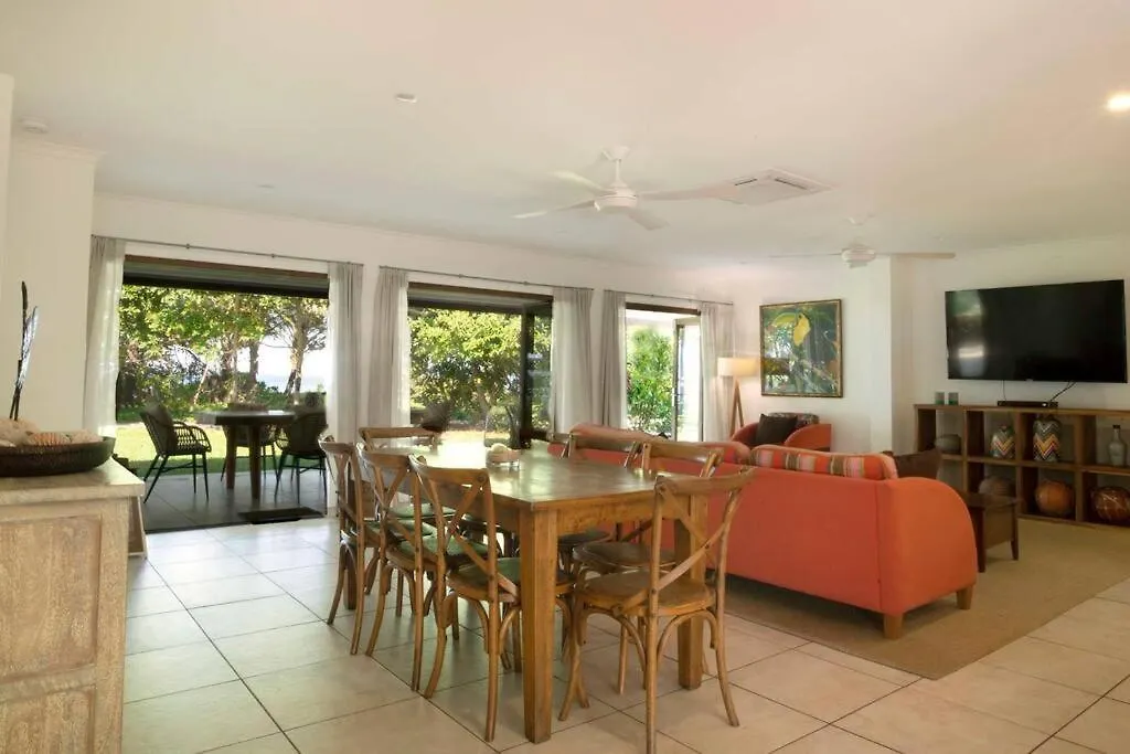 Casa vacanze Alani - Absolute Beachfront - Sleeps Up To 10 Mission Beach