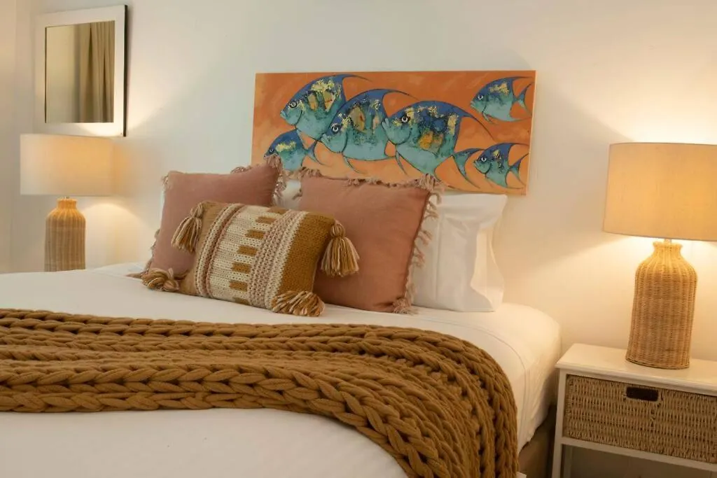 Alani - Absolute Beachfront - Sleeps Up To 10 Mission Beach 0*,